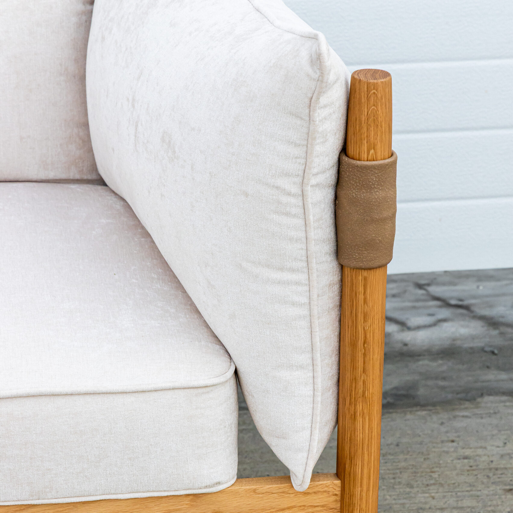 Mira Armchair - Image 4
